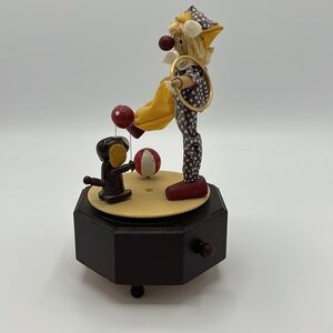 SCHMID “THE ENTERTAINER” CLOWN AND DOG WOODEN MUSIC BOX VINTAGE
